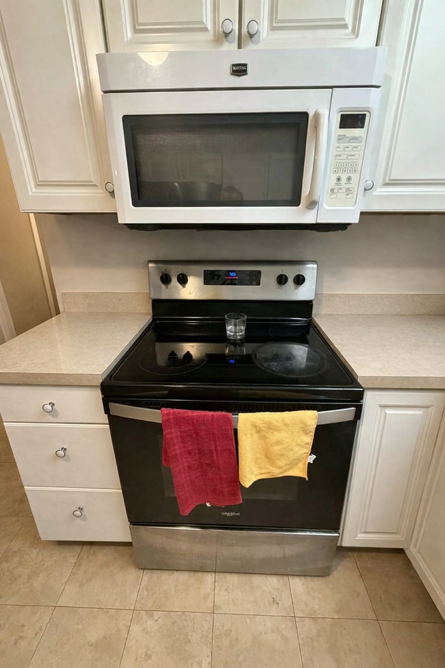 Foto del edificio - 6610 Golden Gate Pky