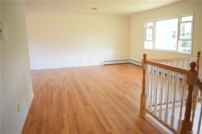 Building Photo - 46 Trenton Rd