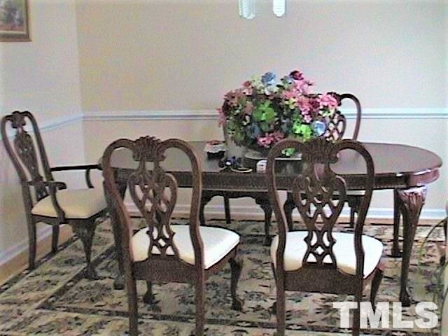 Building Photo - 406 Somersview Dr