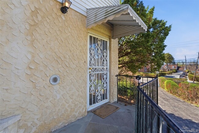 Foto del edificio - 166 Park Hill Ave