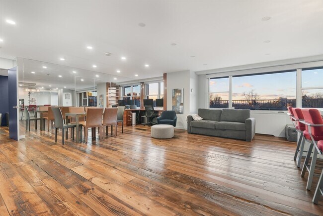 Foto del edificio - 151 Tremont St