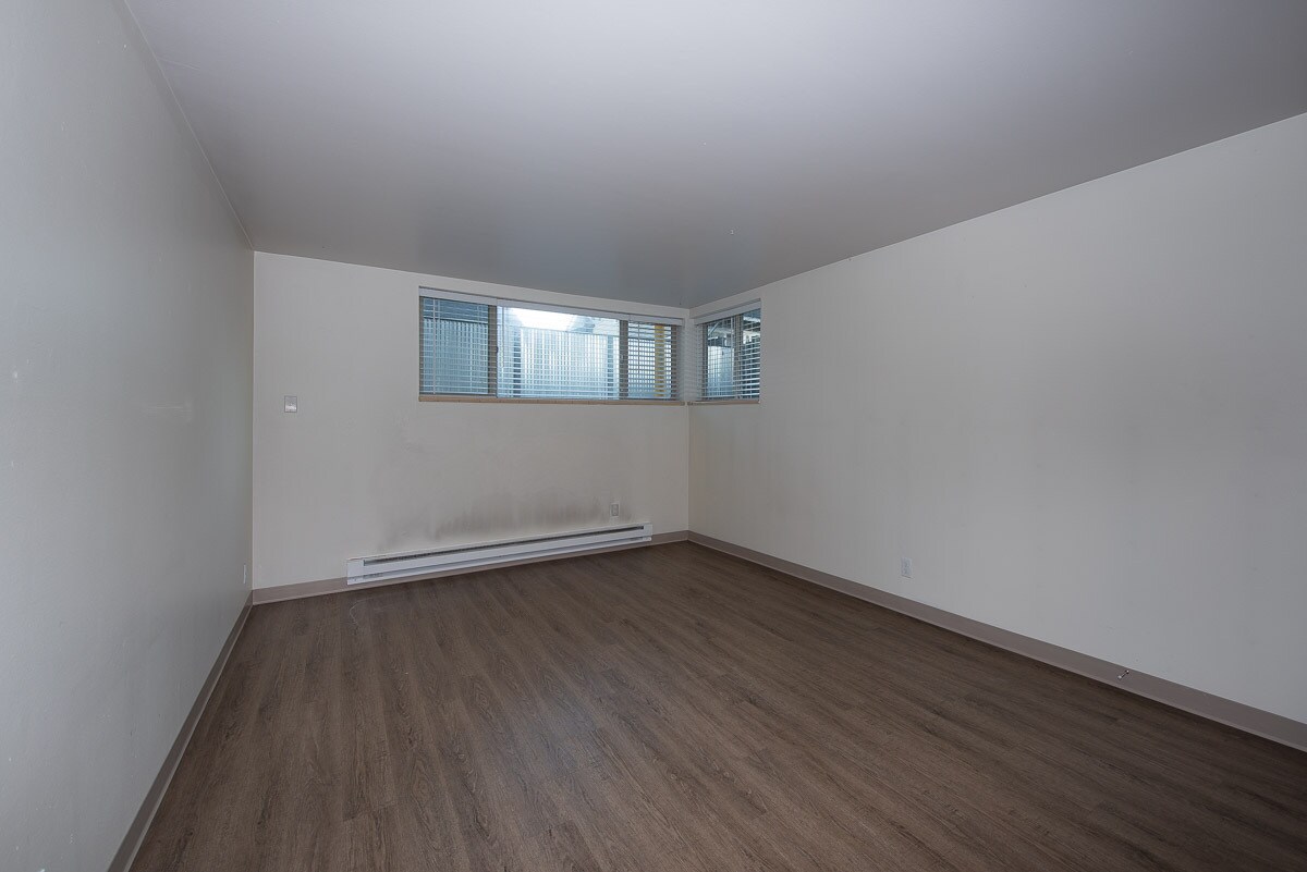 Foto principal - 6714 Greenwood Ave N