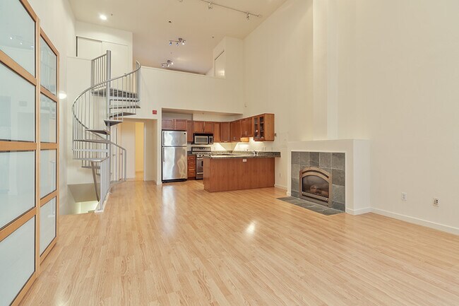 Building Photo - 950 Harrison St