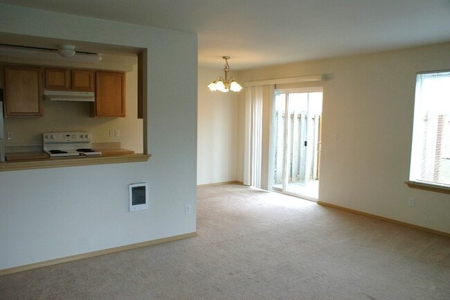 Building Photo - 14448Aa