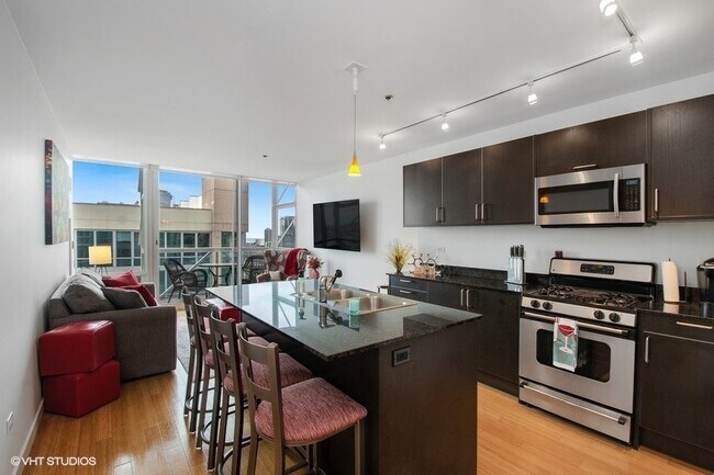 Foto del edificio - 653 N Kingsbury St