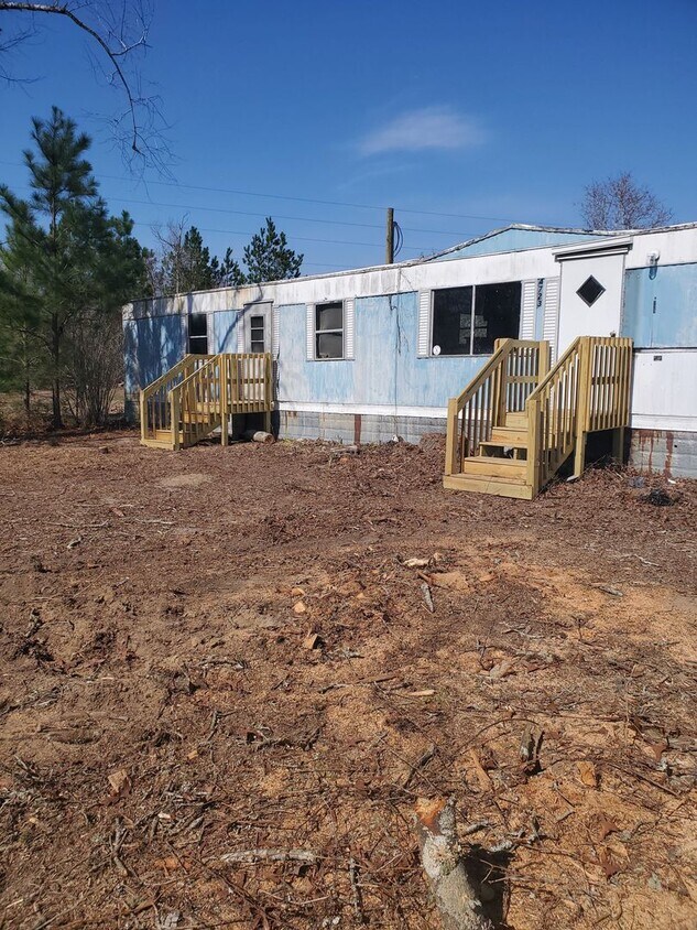 Apply Now! Rent this 3 Bedroom mobile home... House Rental in