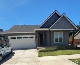 Building Photo - 3273 Mountainvale Dr
