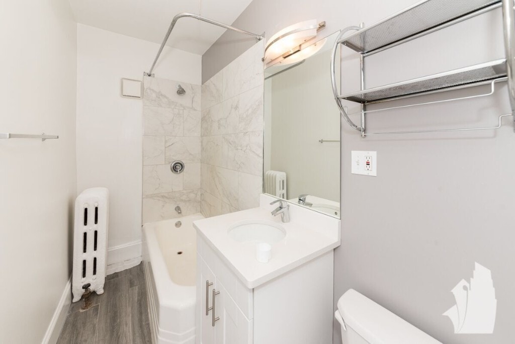 Primary Photo - 629 W Stratford Pl