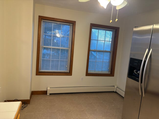 Foto del edificio - 1 Hemans St