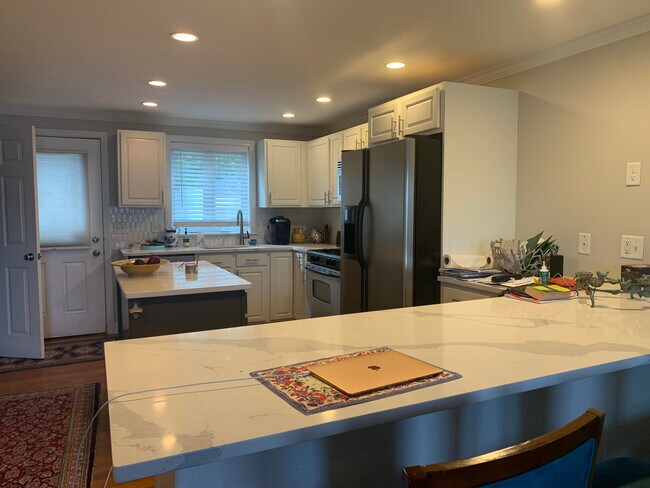 Foto del edificio - 37 Parker St