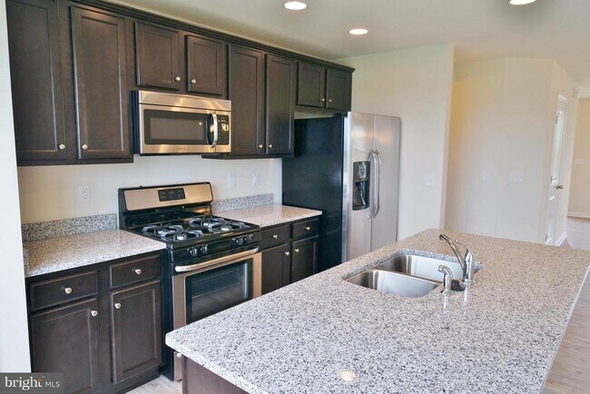 Foto del edificio - 48 Niblick Square