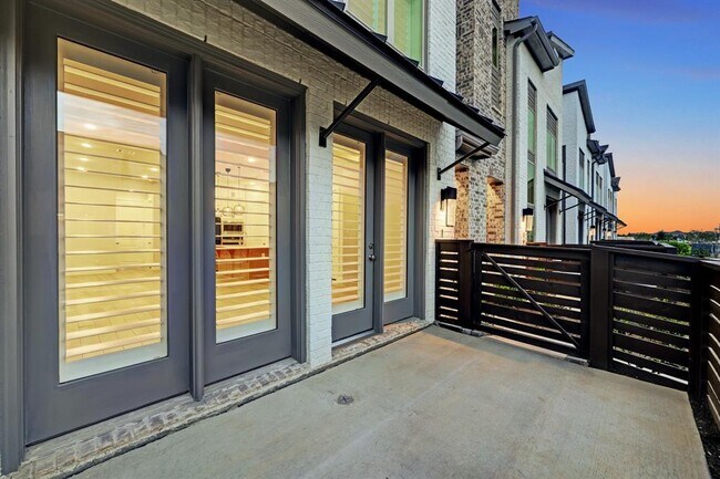 Foto del edificio - 16650 Texas Hill Country Rd