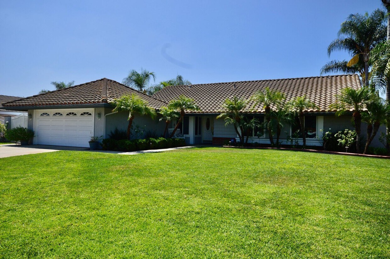 Primary Photo - Beautiful 4 Bedroom Pool Home in Yorba Linda