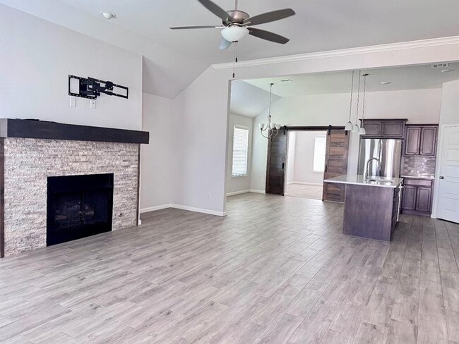 Building Photo - 4100 NW 152nd Terrace