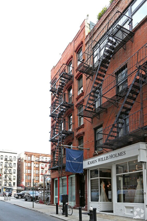 Foto del edificio - 8 Centre Market Pl