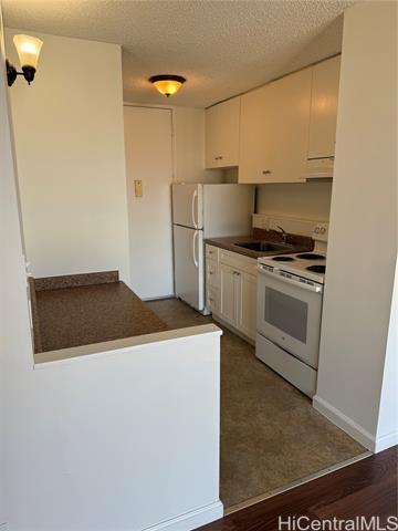 Building Photo - 1112 Kinau St