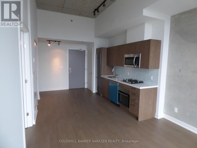 Building Photo - 203 Catherine St