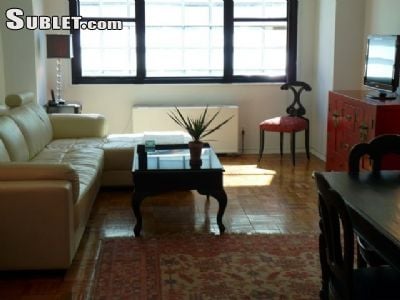 Building Photo - 16 W 58th St