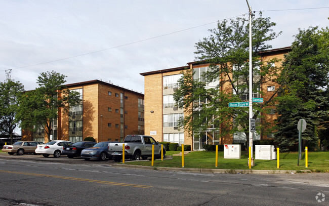 Building Photo - Western Heights Apartments