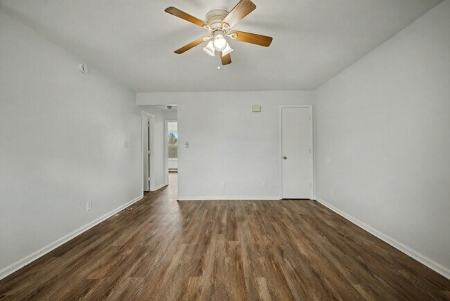 Foto del edificio - 3805 Pleasant Ave