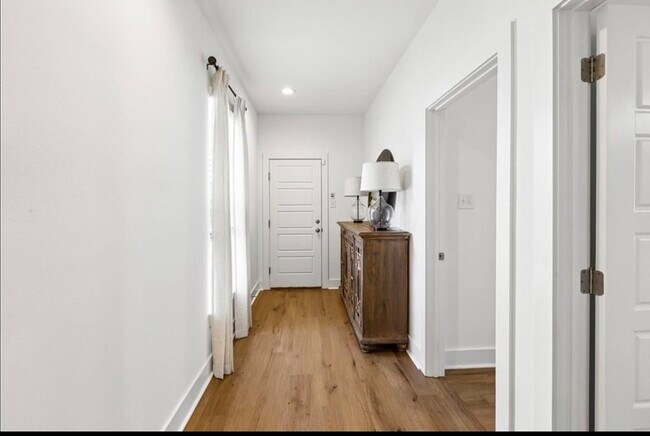 Foto del edificio - 3046 Creekstone Way