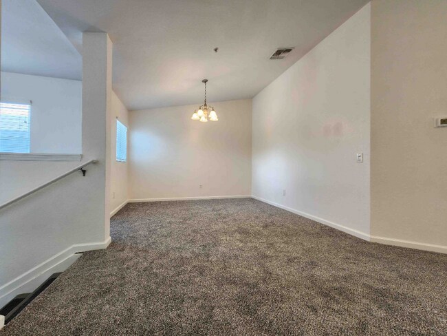 Building Photo - 4401 SW 52nd Cir