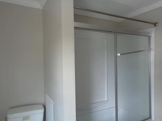 upstairs bathroom - 310 S State St