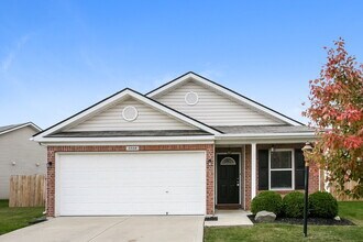 Building Photo - 5558 Wild Horse Dr