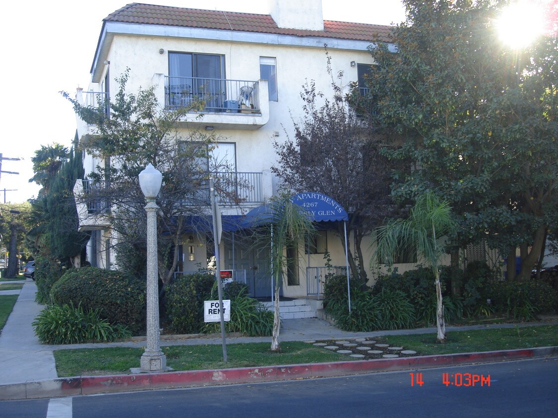 Primary Photo - 4267 Beverly Glen Blvd