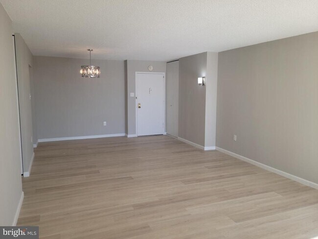 Foto del edificio - 666 W Germantown Pike