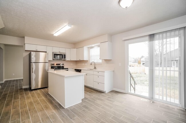 Foto del edificio - 3183 Innisbrook Ct