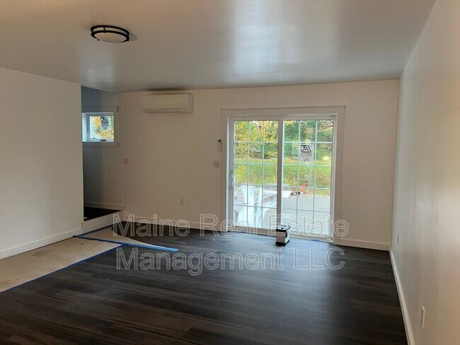 Foto del edificio - 114 Lebanon Rd