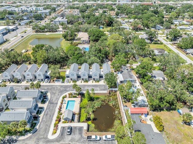 Foto del edificio - 4703 Jennings Bay Ct