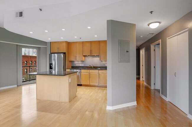 Foto del edificio - 929 Portland Ave S