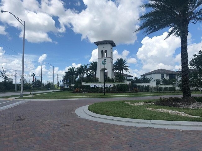 Building Photo - 9824 W 34th Ct