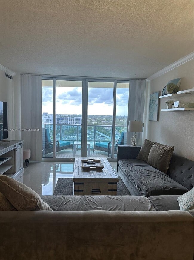 Building Photo - 2501 S Ocean Dr