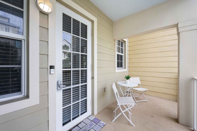 Building Photo - 527 Bahia Beach Blvd