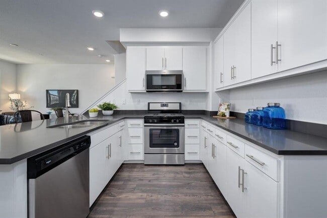 Building Photo - Newly Constructed Townhouse available in Berryessa Area