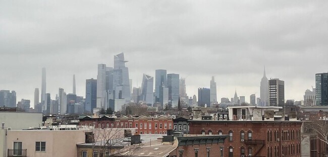 Foto del edificio - 536 Grand St