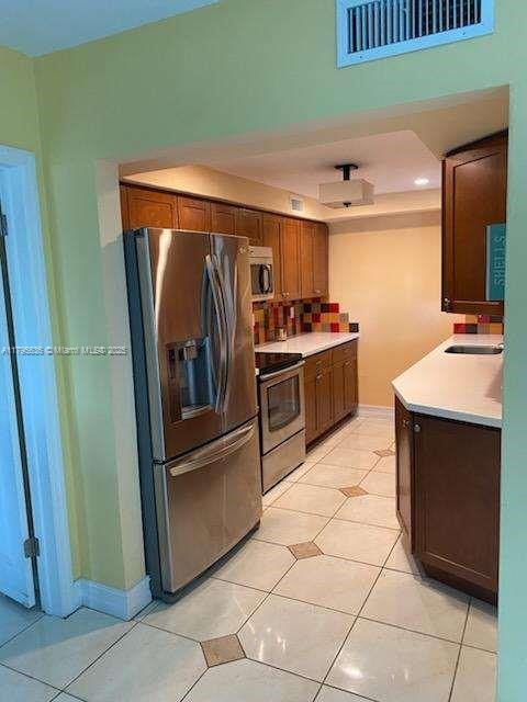 Foto del edificio - 861 SE 22nd Ave