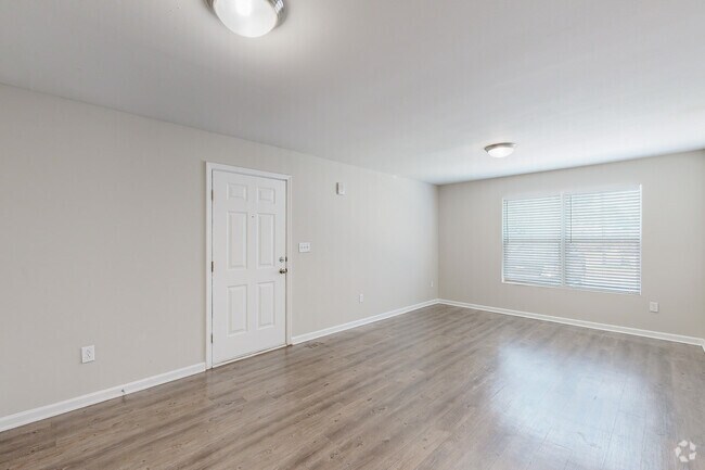 1BD 1BA 569SF - Portofino Apartments
