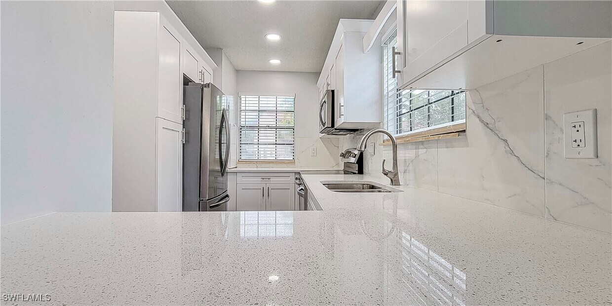 Foto principal - 5367 Treetops Dr