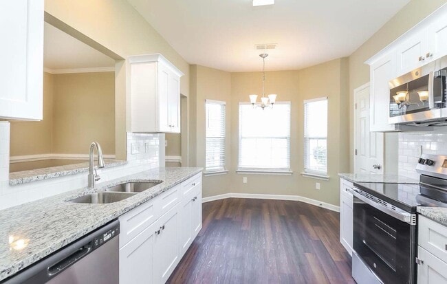 Building Photo - 2608 Hartley Hills Dr