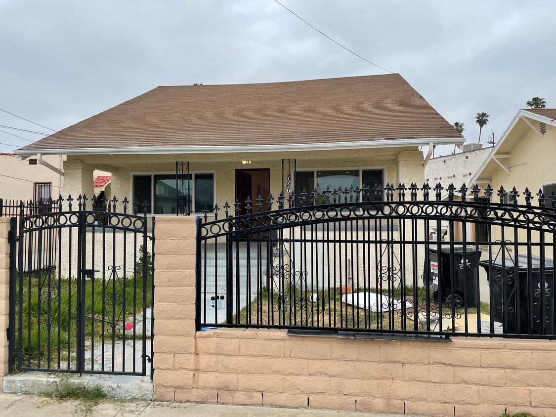 Street View - 1920 Gates St