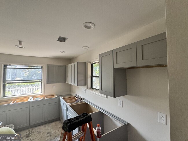 Foto del edificio - 732 Hanover Ln SE