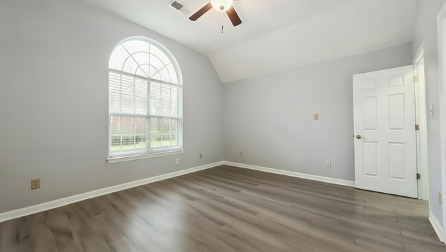 Foto del edificio - 6967 Manslick Rd