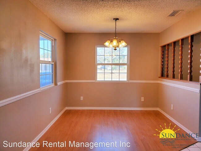 Building Photo - 3 br, 1.5 bath House - 55 Hummingbird Avenue
