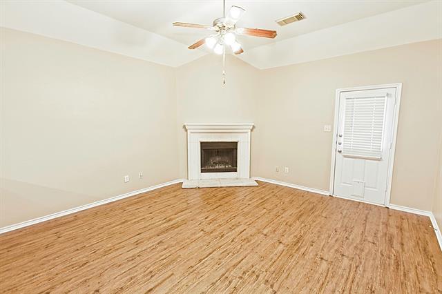 Foto del edificio - 4009 Hidden Meadow Ct