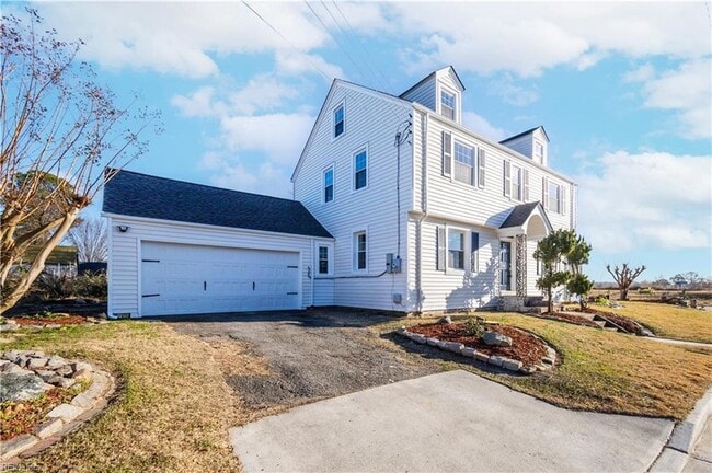 Photo - 2800 Chesterfield Blvd House