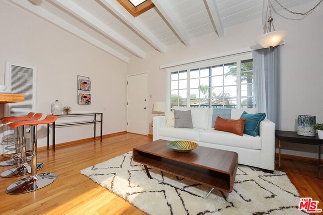 Building Photo - 313 Mildred Ave